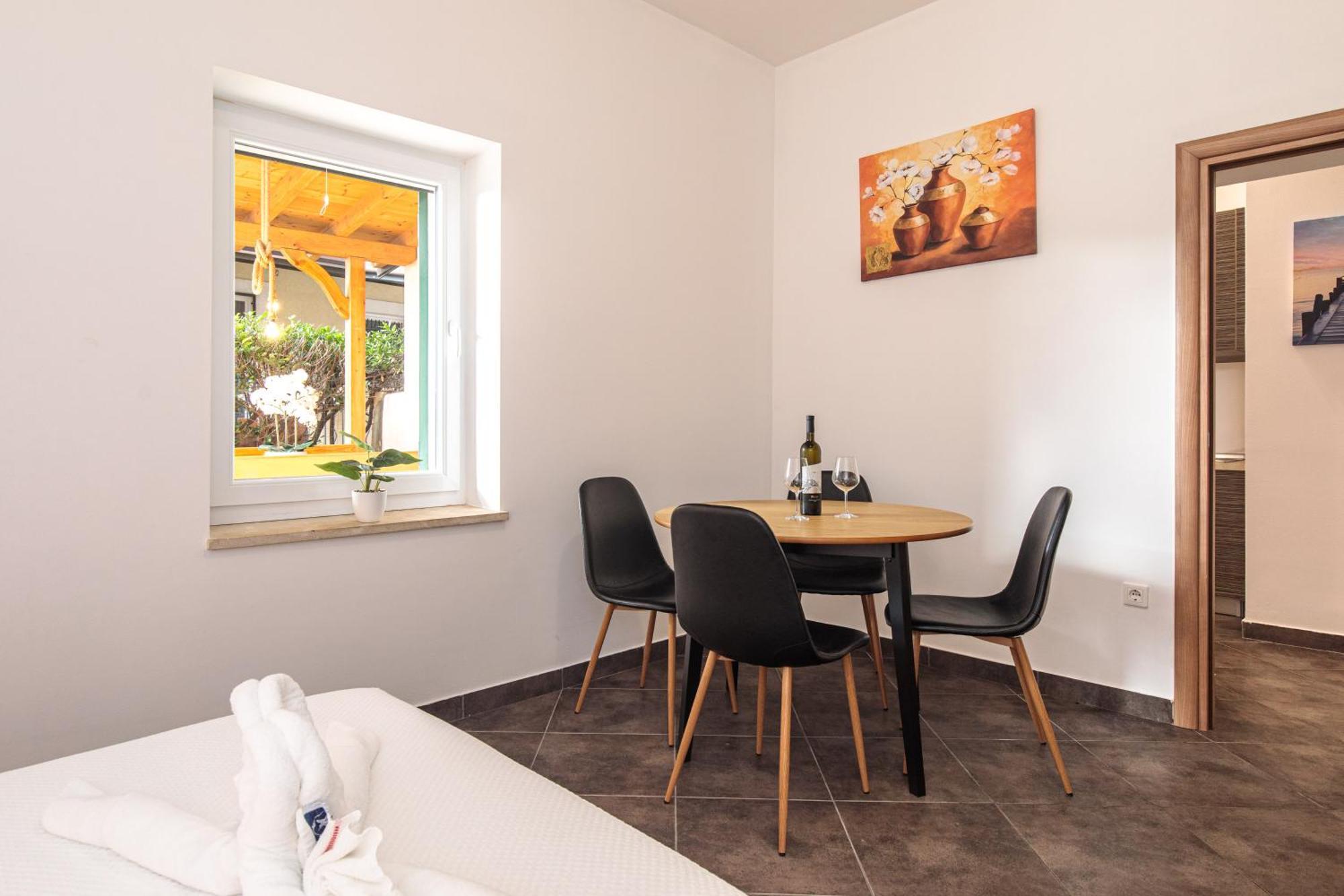 Tm Apartment *