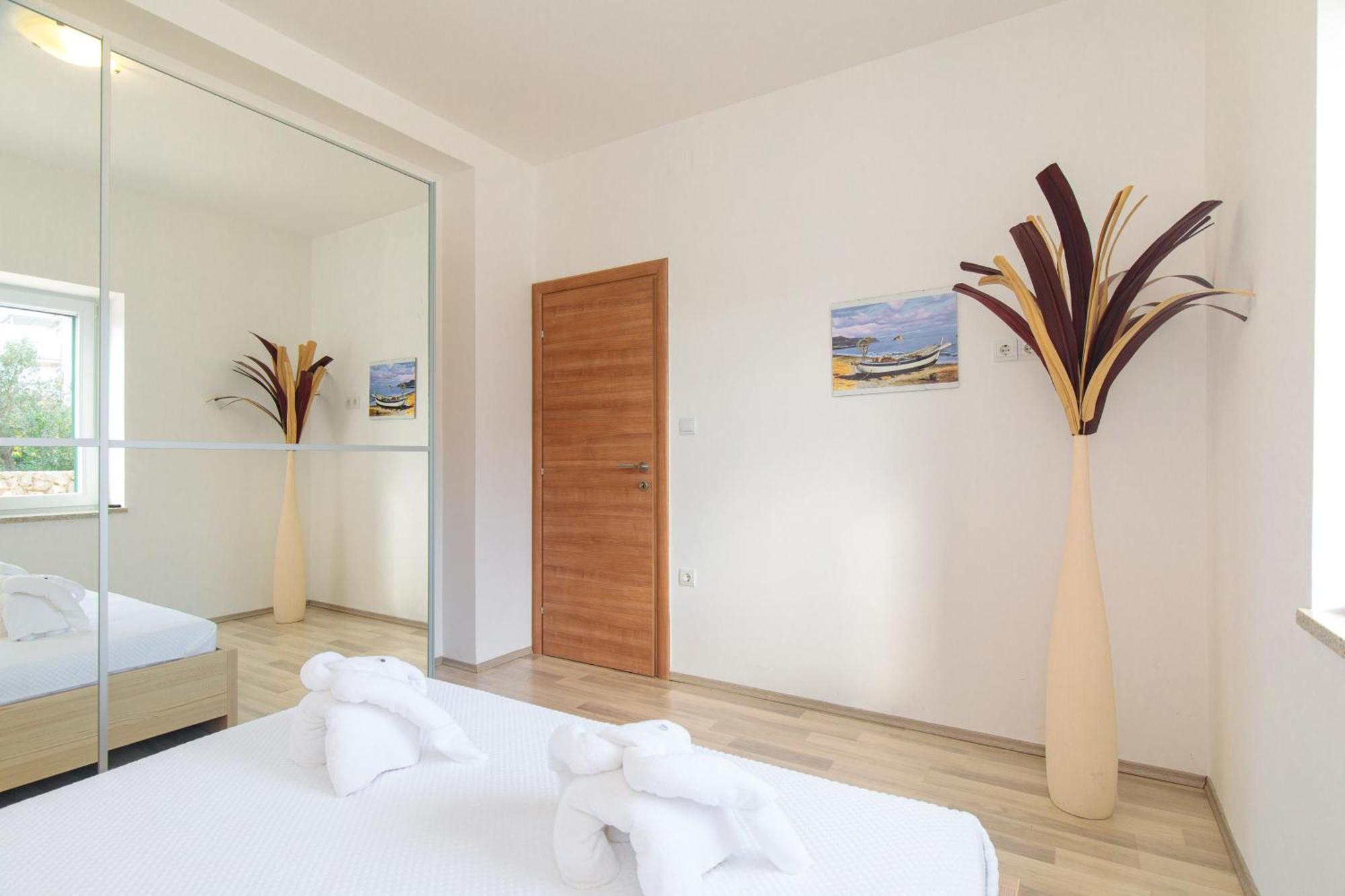Tm Apartment *
