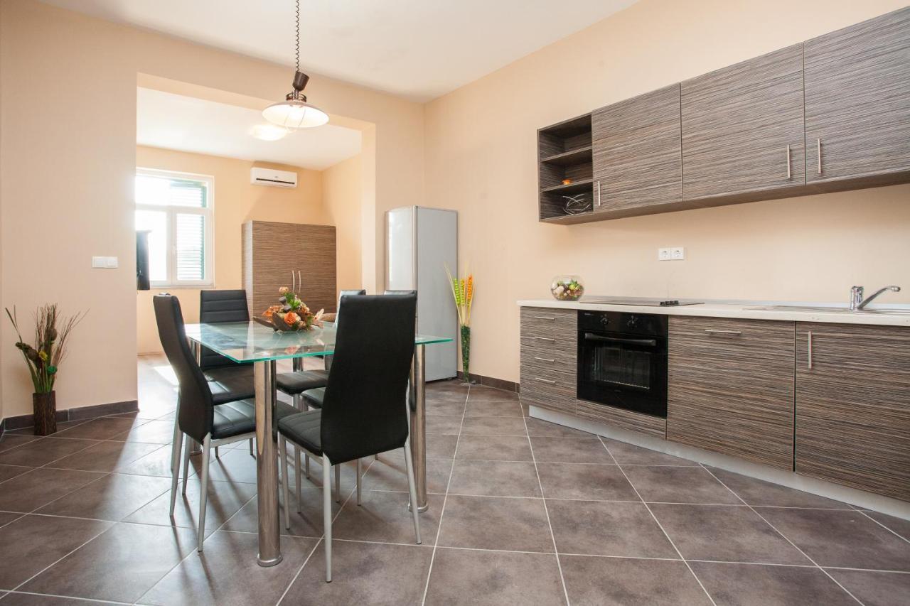 Tm Apartment Krk Town